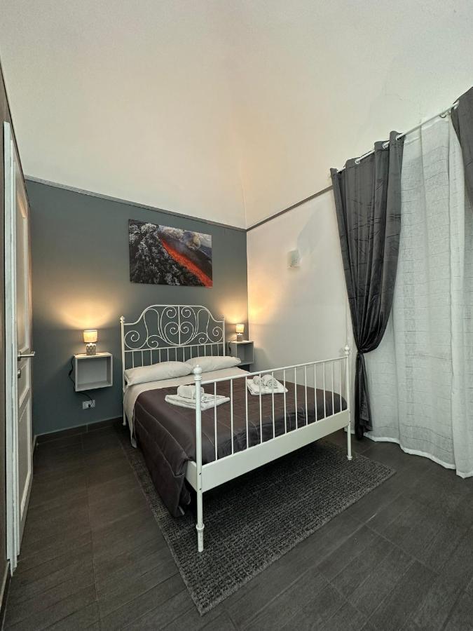 Etna Rooms CTA Exterior foto