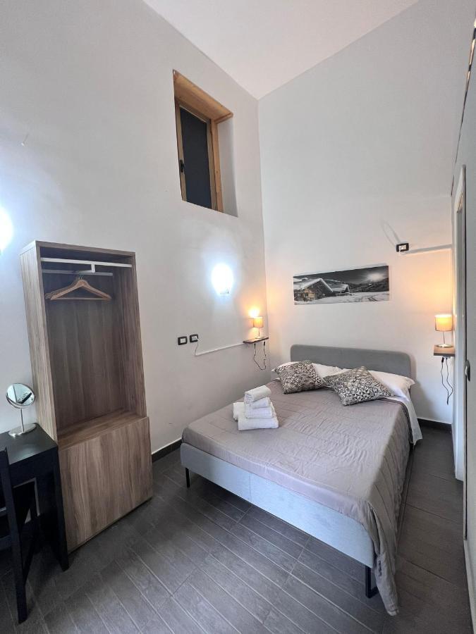 Etna Rooms CTA Exterior foto