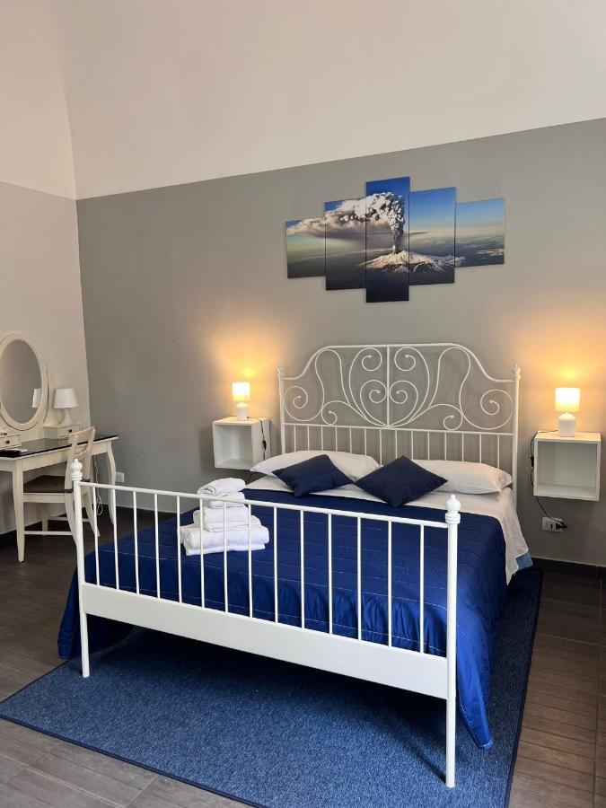 Etna Rooms CTA Exterior foto